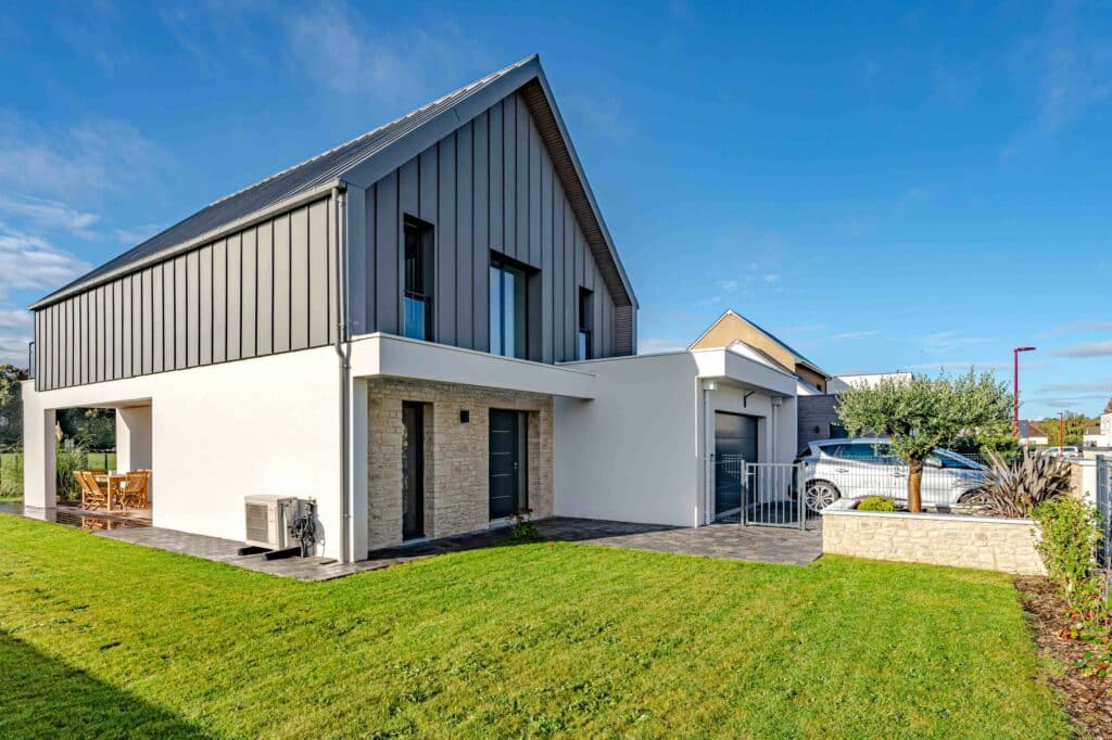 Elevia Construction maison contemporaine Rosel (1)