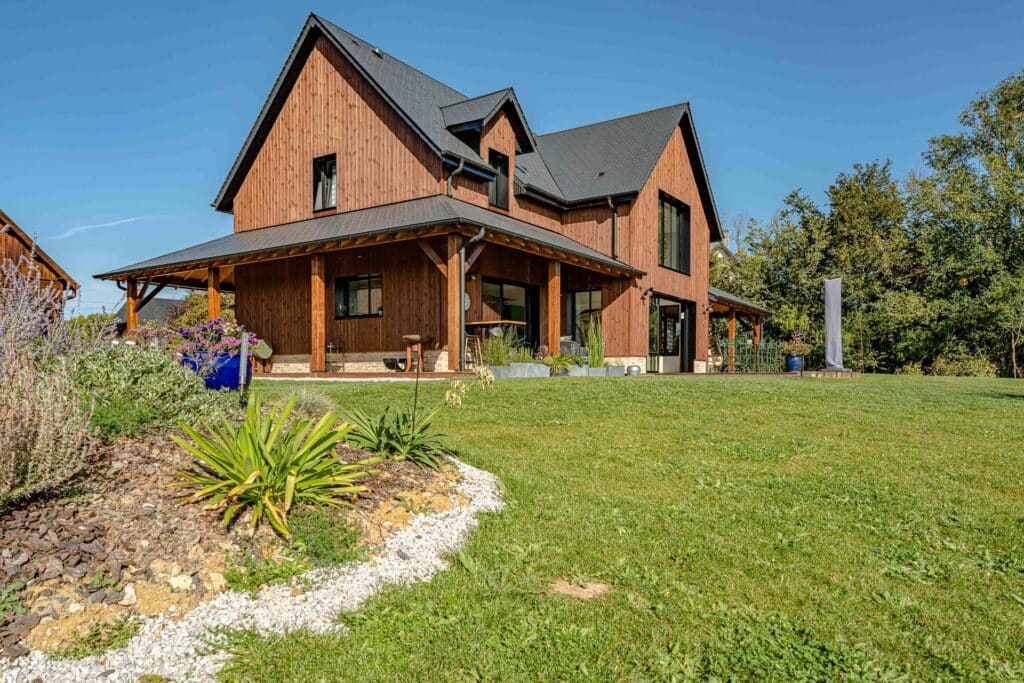 Elevia construction maison bois pays dauge (21)