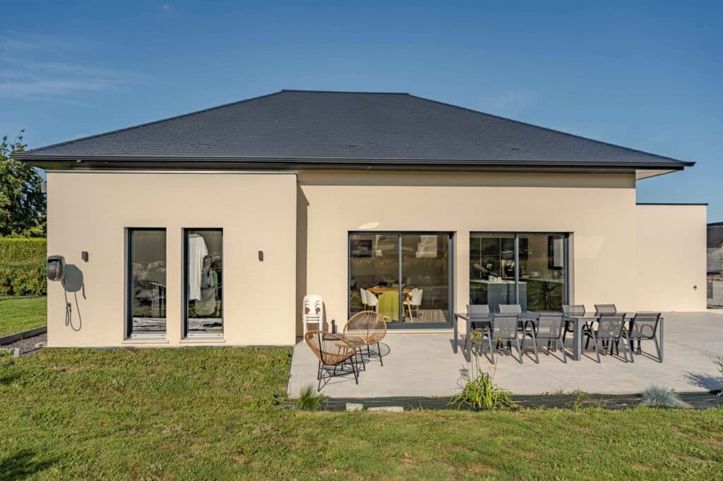 Elevia Construction maison moderne Olendon (13)
