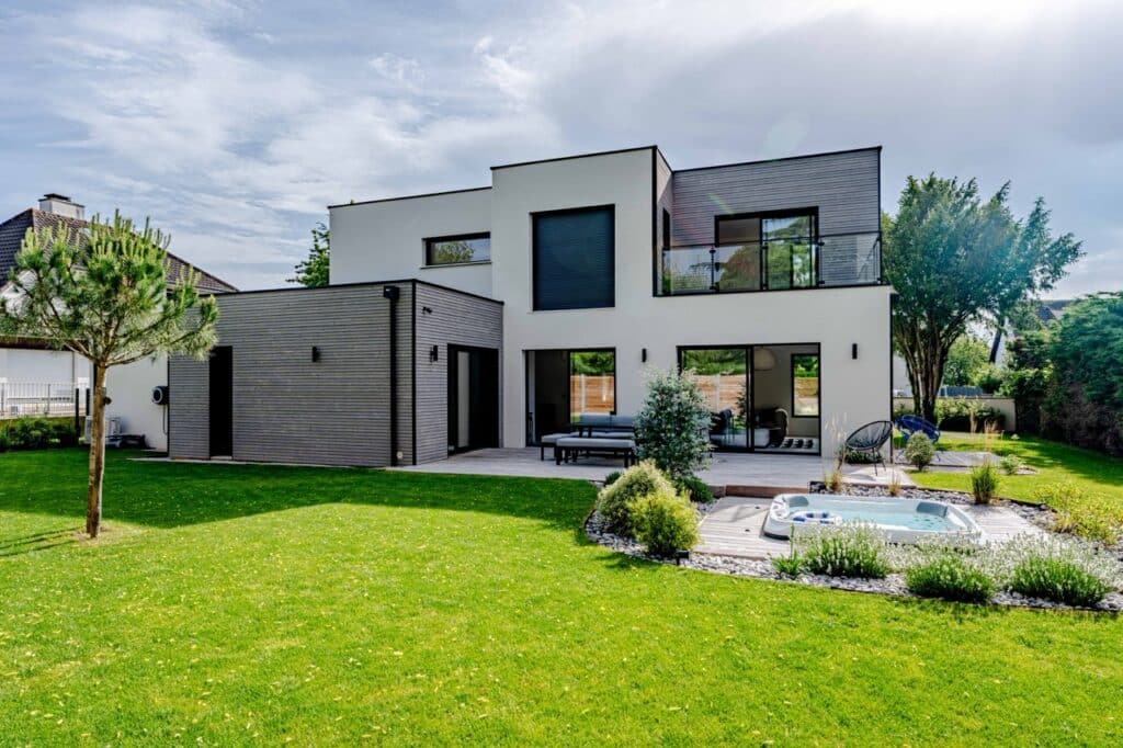 Elevia Construction maison moderne toit plat Caen 26 67